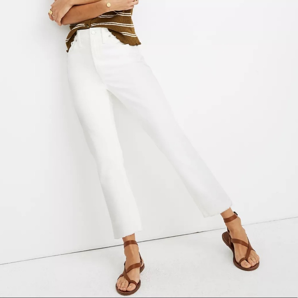 The High-Rise Slim Boyjean in Tile White